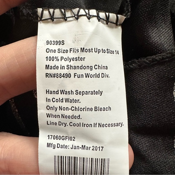 Girl’s Spiderweb Poncho Costume One Size - Picture 3 of 4